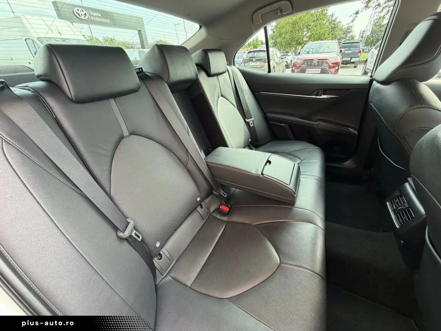 Toyota Camry 2.5 Hybrid Dynamic E-CVT