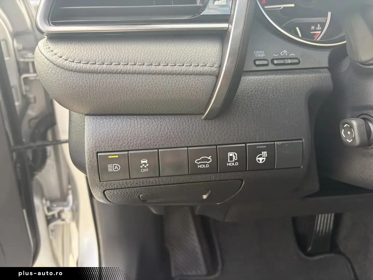 Toyota Camry 2.5 Hybrid Dynamic E-CVT