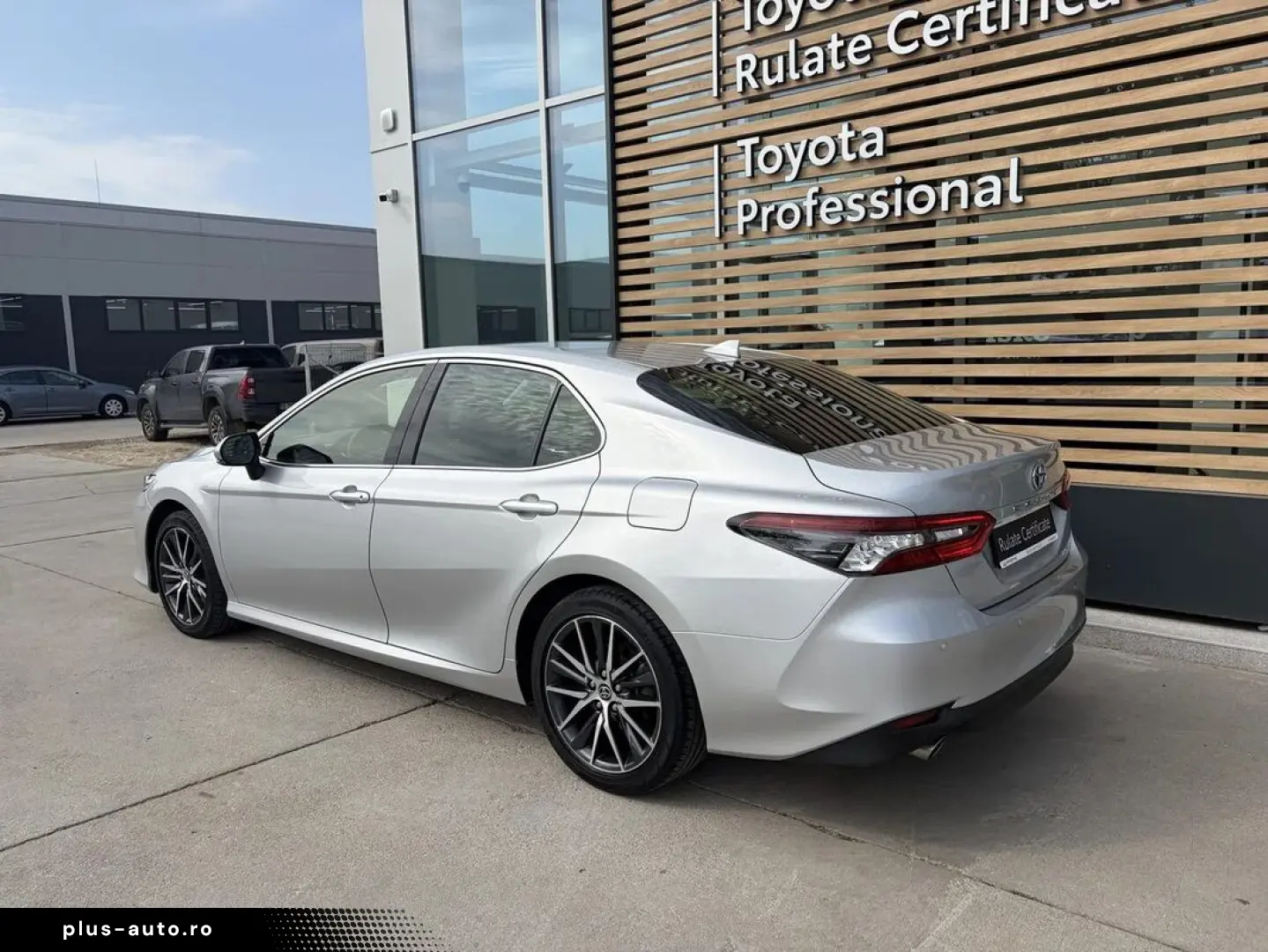 Toyota Camry 2.5 Hybrid Dynamic E-CVT