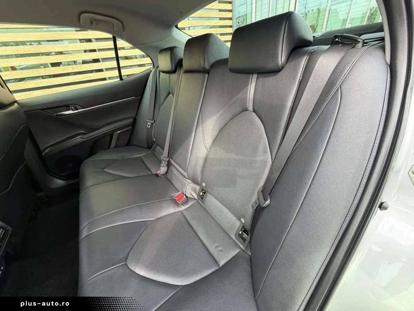 Toyota Camry 2.5 Hybrid Dynamic E-CVT