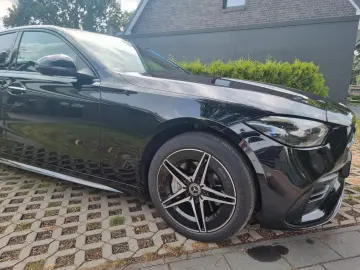 MERCEDES-BENZ C 300e - AMG Line - HUD  360  Cam  ACC