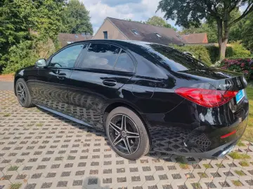 MERCEDES-BENZ C 300e - AMG Line - HUD  360  Cam  ACC