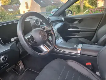 MERCEDES-BENZ C 300e - AMG Line - HUD  360  Cam  ACC