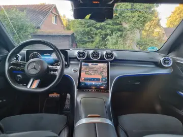 MERCEDES-BENZ C 300e - AMG Line - HUD  360  Cam  ACC