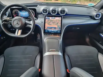 MERCEDES-BENZ C 300e - AMG Line - HUD  360  Cam  ACC
