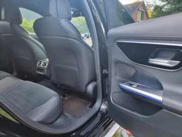 MERCEDES-BENZ C 300e - AMG Line - HUD  360  Cam  ACC