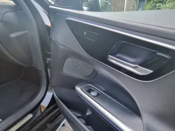 MERCEDES-BENZ C 300e - AMG Line - HUD  360  Cam  ACC