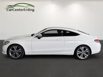 MERCEDES-BENZ C300d Coupe AMG LED high-perform Navi DriveA