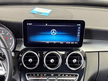 MERCEDES-BENZ C300d Coupe AMG LED high-perform Navi DriveA