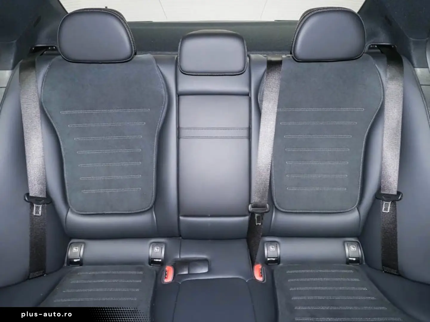 MERCEDES-BENZ C 300 d AMG Line 2x Advance 18 Kam MBUX