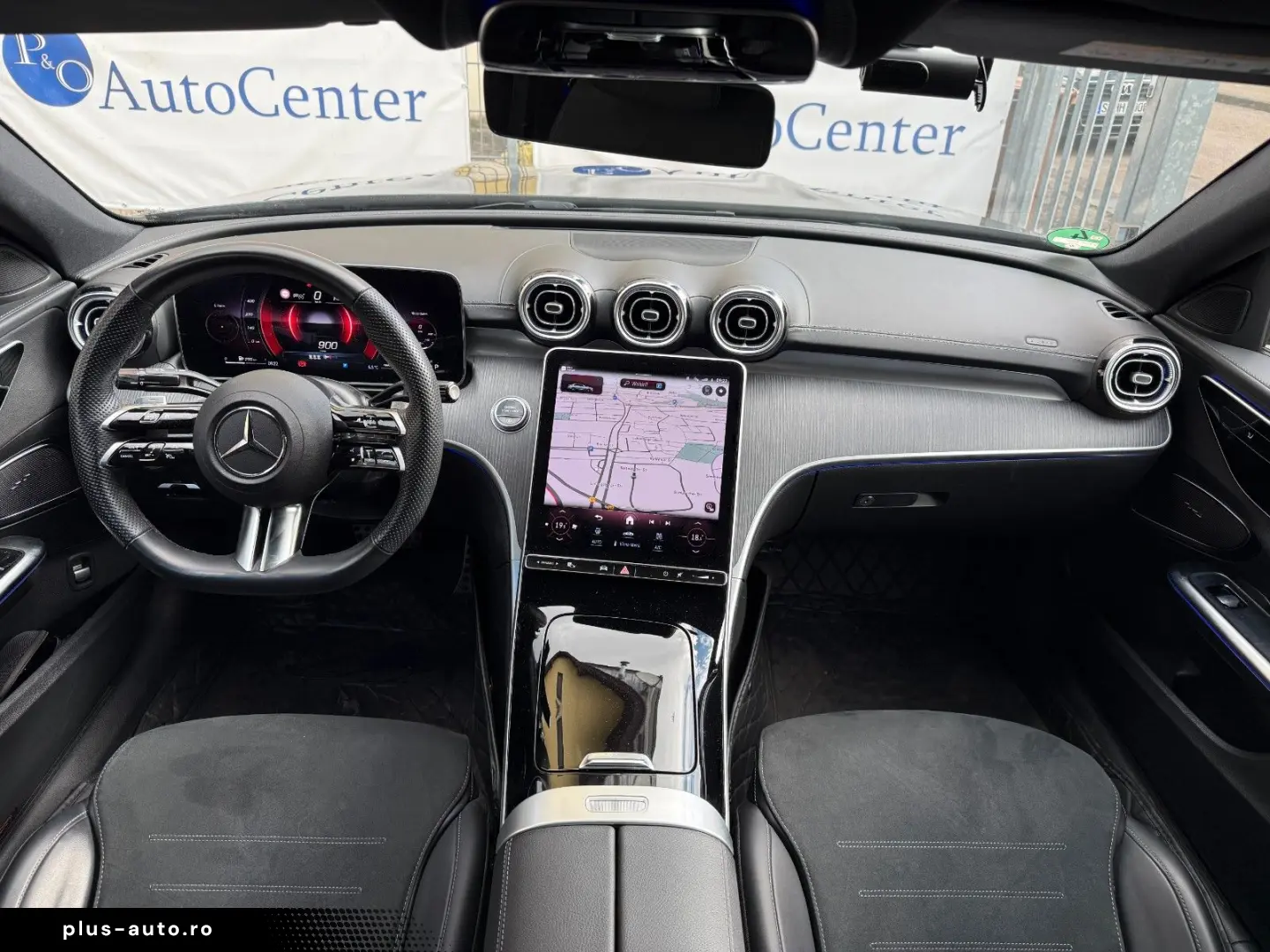 MERCEDES-BENZ C 300 AMG Sport DIGITAL LIGHT MBUX 360