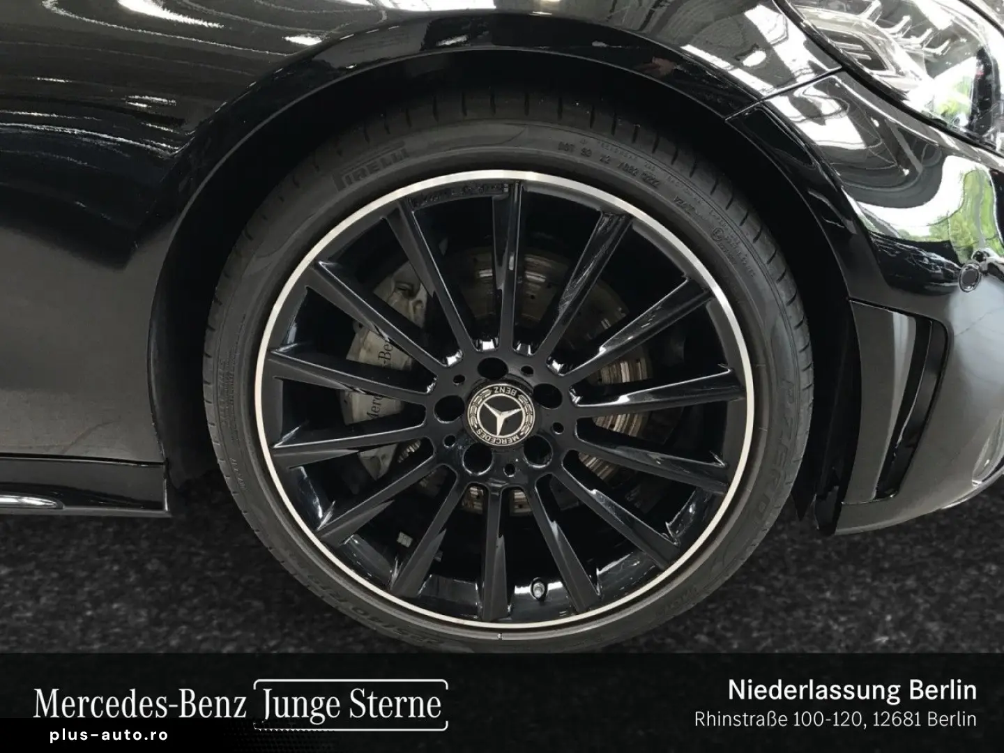 MERCEDES-BENZ C 300 Coupé AMG Night Pano Burmest Distr LED