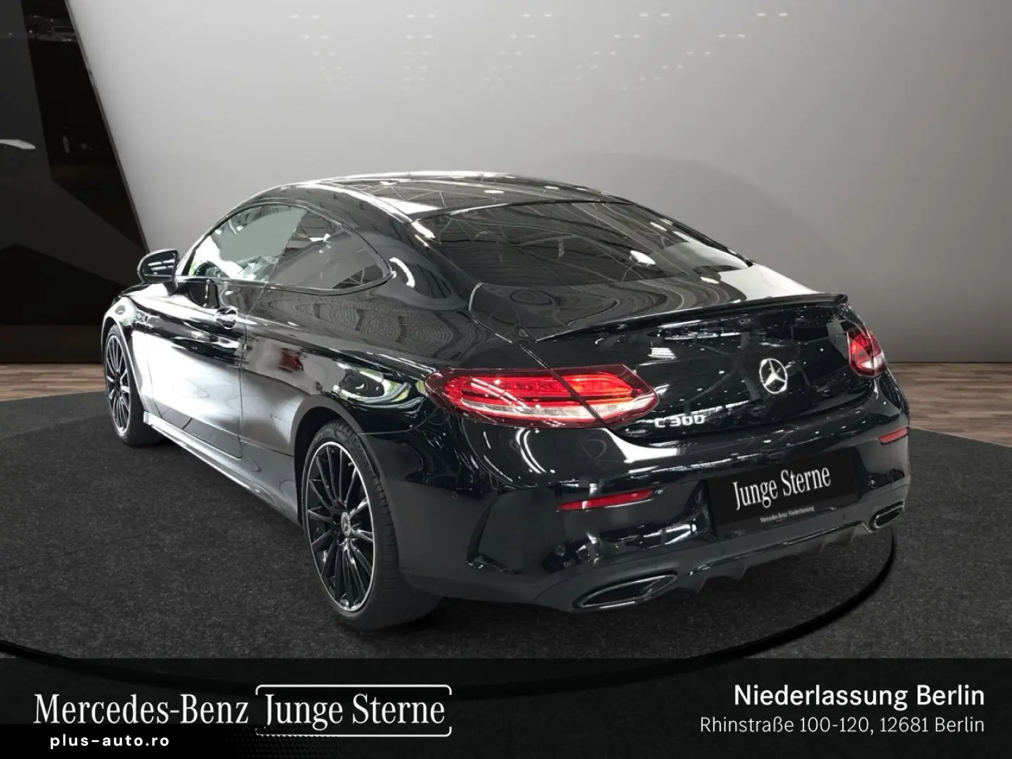 MERCEDES-BENZ C 300 Coupé AMG Night Pano Burmest Distr LED