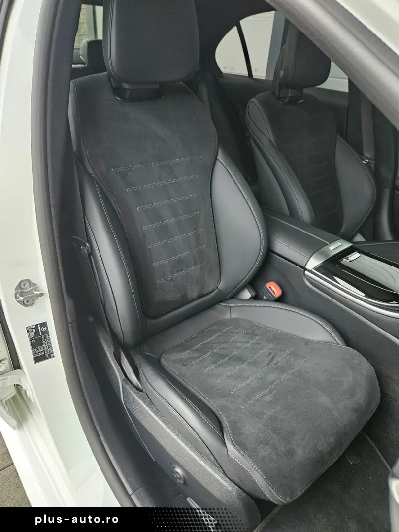 MERCEDES-BENZ C 300 de AMG Line 1Hand