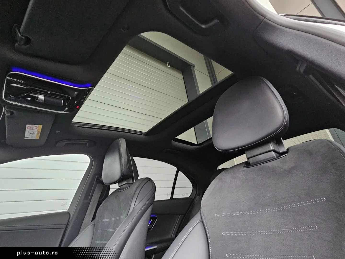 MERCEDES-BENZ C 300 de AMG Line 1Hand