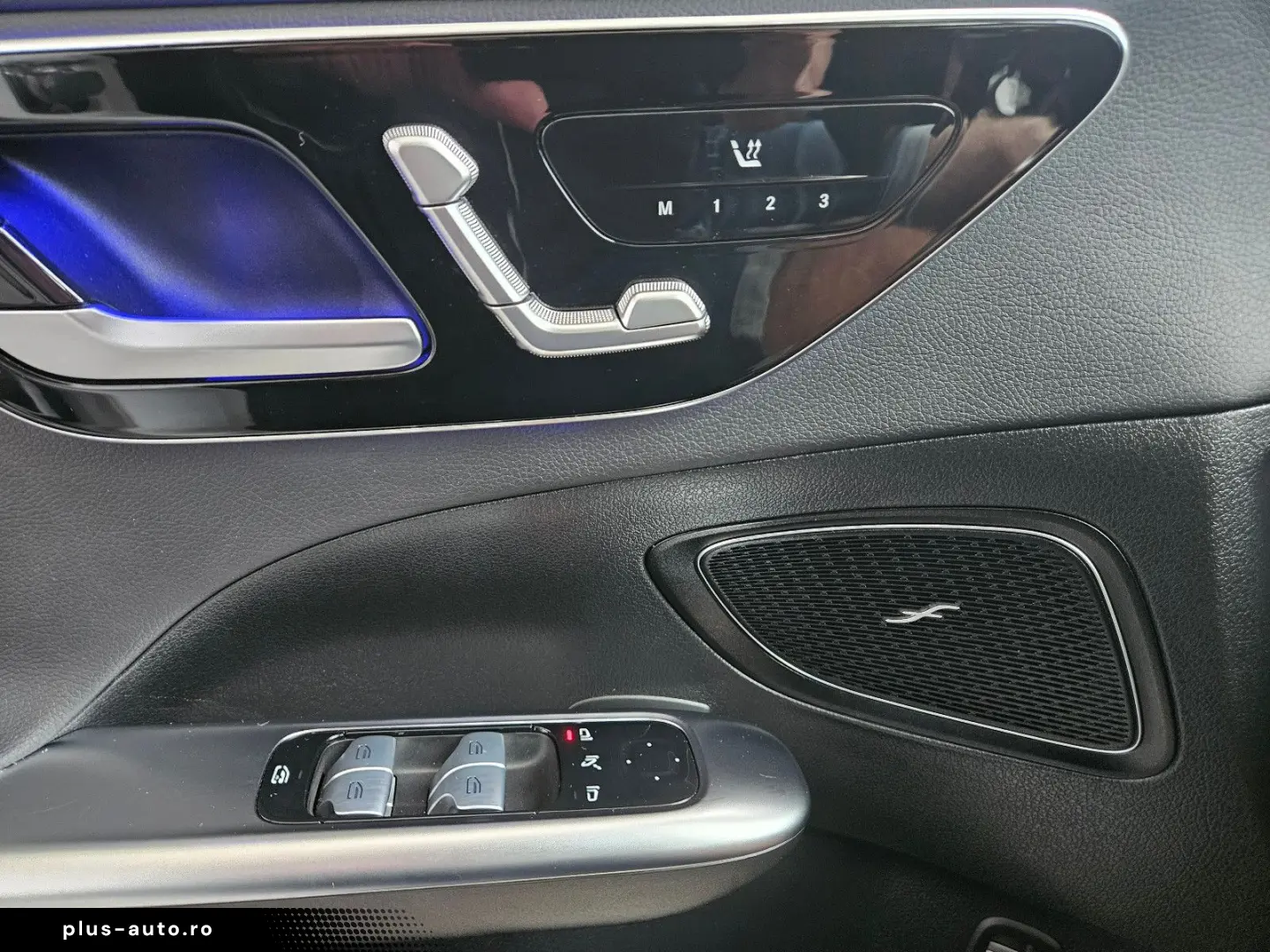 MERCEDES-BENZ C 300 de AMG Line 1Hand