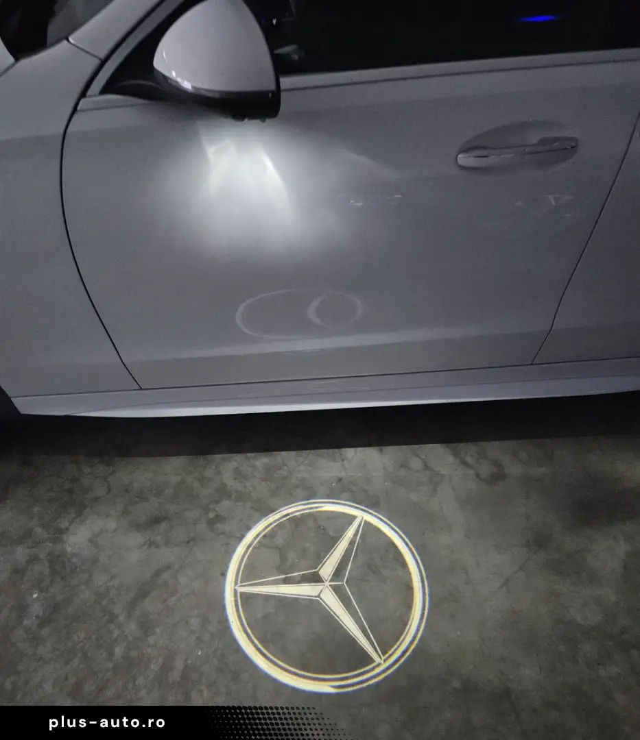 MERCEDES-BENZ C 300 de AMG Line 1Hand