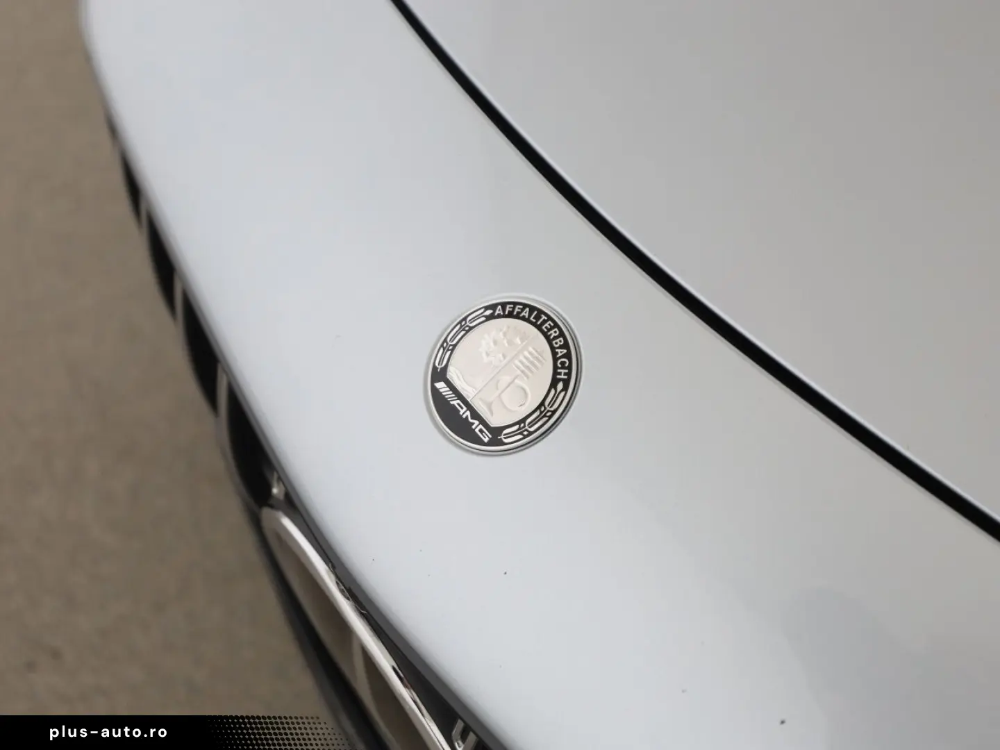 MERCEDES-BENZ SL 55 AMG 4M  Carbon Leder rot Massage HUD 360