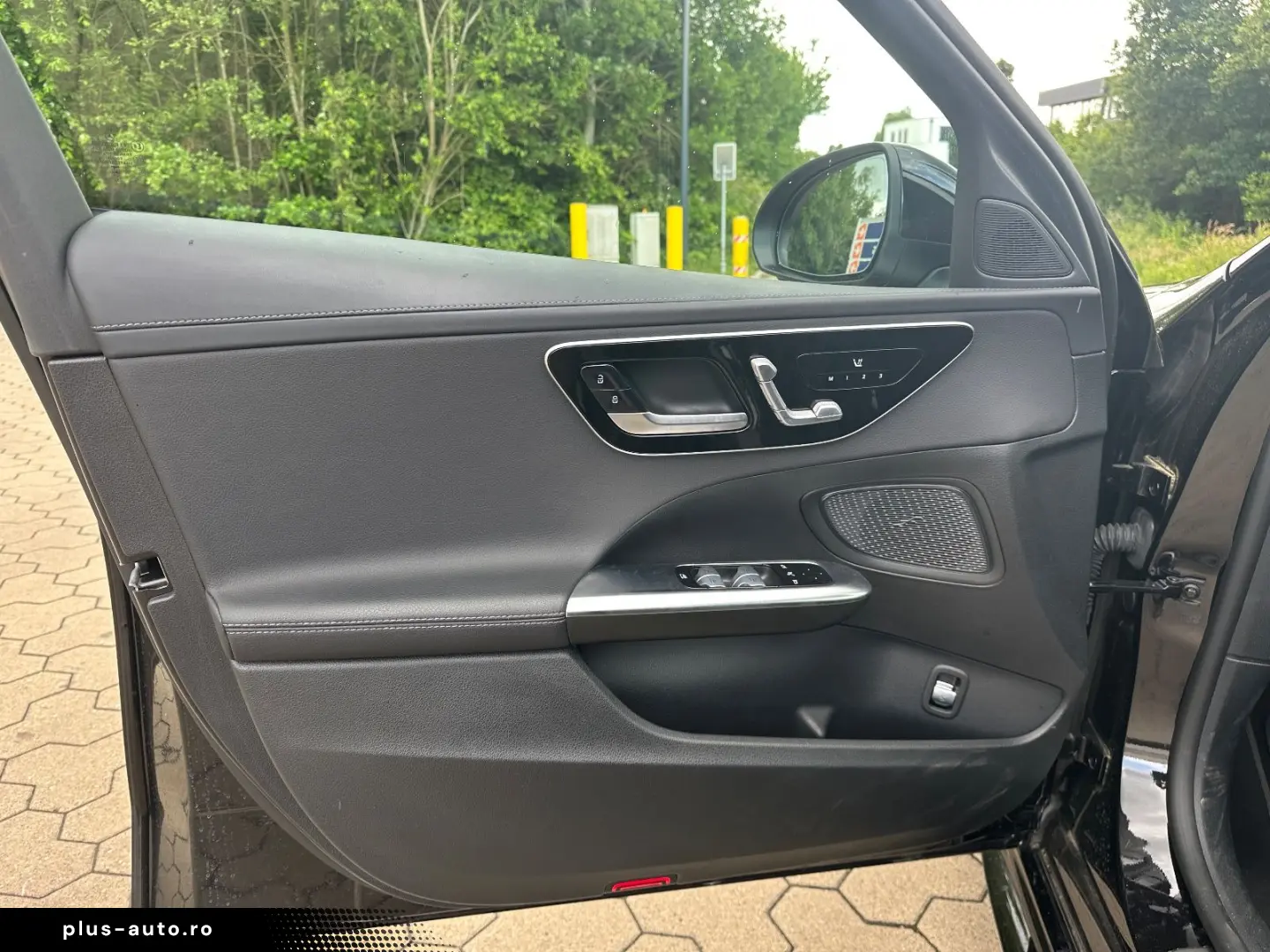 MERCEDES-BENZ C 300d LIMO AMG PANO MEMORY AHK KAMERA