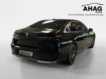 BMW 740d xDrive Limousine UPE 163T€