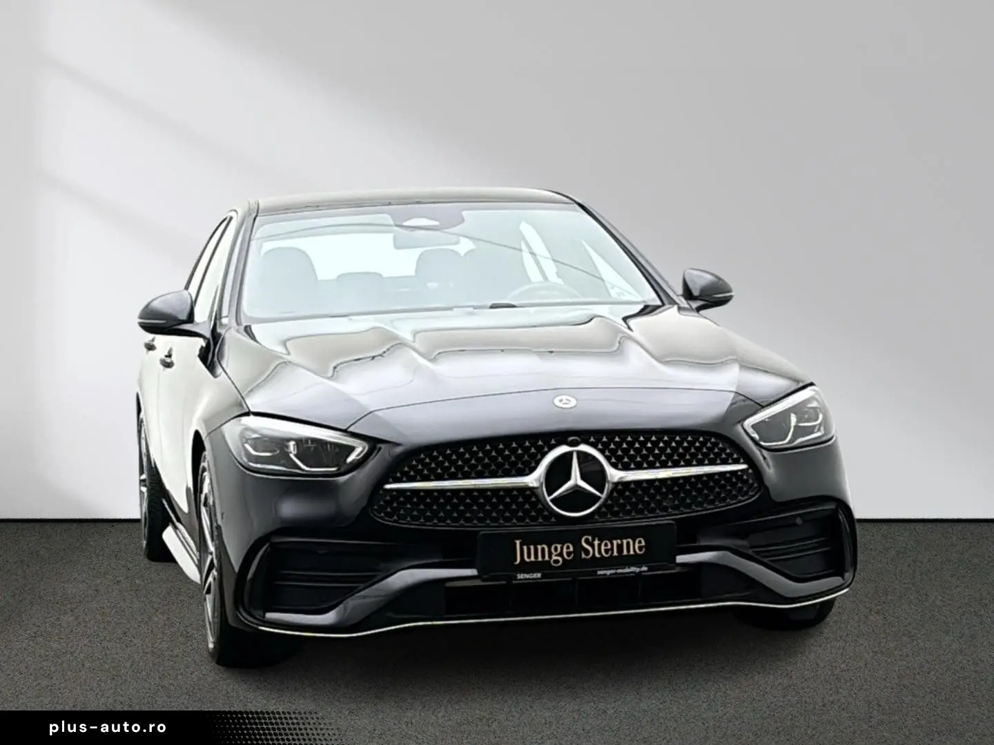 MERCEDES-BENZ C 300 d AMG Distronic Totwinkel Amb CarPlay