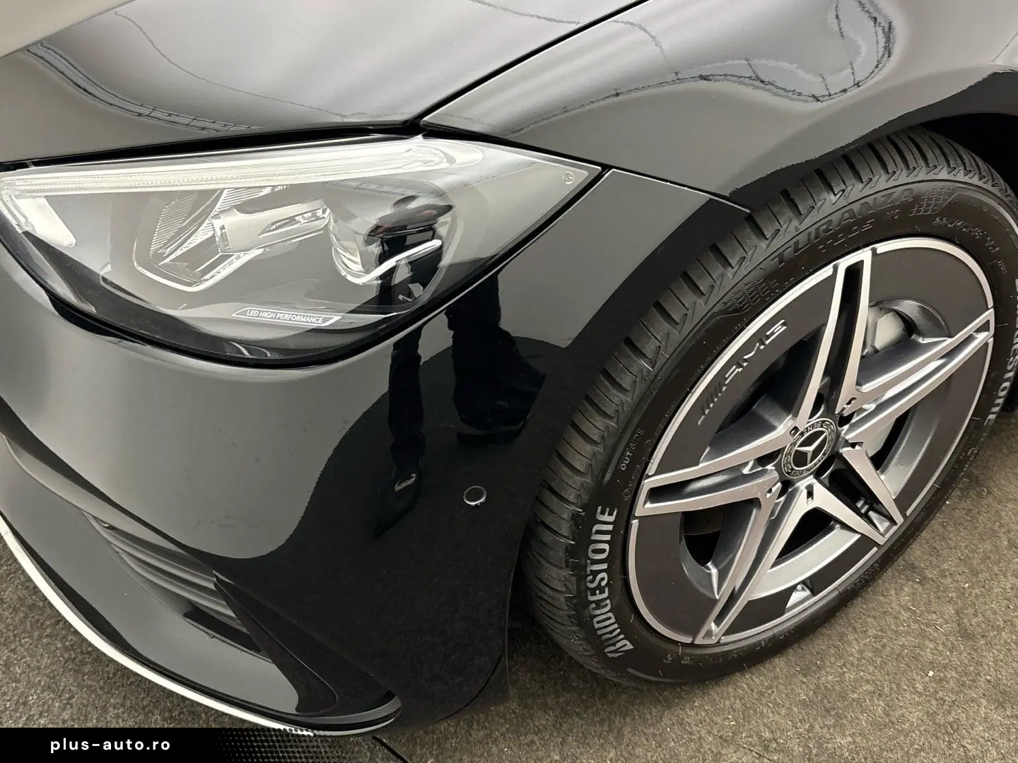MERCEDES-BENZ C 300 d AMG Distronic Totwinkel Amb CarPlay