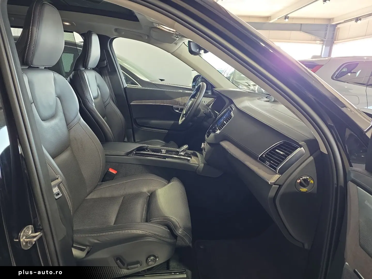 VOLVO XC90 T8 Ultimate Bright Recharge AWD Massage B&W
