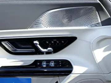 MERCEDES-BENZ SL 63 AMG 4M  AIRSCARF 360  BURMESTER