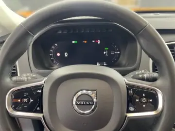 VOLVO XC90 T8 AWD Recharge Plus Bright - 7-Sitzer Pano
