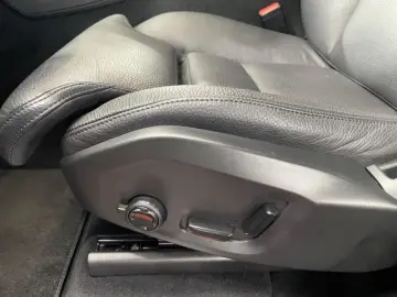 VOLVO XC90 T8 AWD Recharge Plus Bright - 7-Sitzer Pano