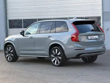 VOLVO XC90 T8 Dark Luft AHK Pano H&K Unfallfrei wieNEU