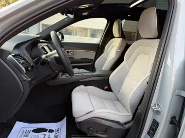 VOLVO XC90 T8 Dark Luft AHK Pano H&K Unfallfrei wieNEU