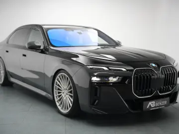 BMW 740d M-Paket ICONIC CinemaTV SkyLounge 360  HUD