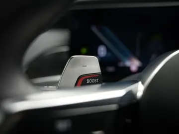 BMW 740d M-Paket ICONIC CinemaTV SkyLounge 360  HUD