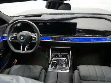 BMW 740d xDrive Limousine