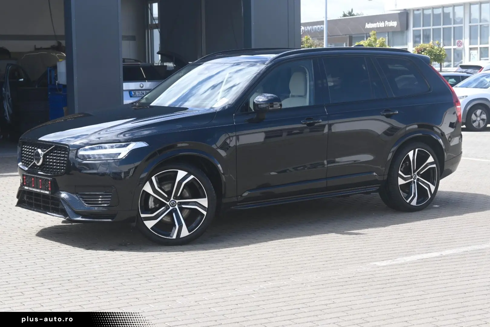 VOLVO XC90 T8 AWDUltimate Dark Recharge Plug-In Hybrid