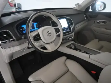 VOLVO XC90 T8 AWDUltimate Dark Recharge Plug-In Hybrid