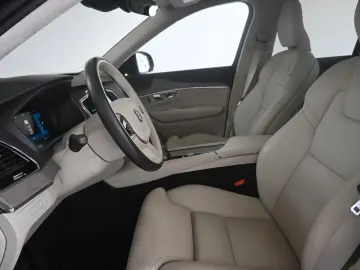 VOLVO XC90 T8 AWDUltimate Dark Recharge Plug-In Hybrid