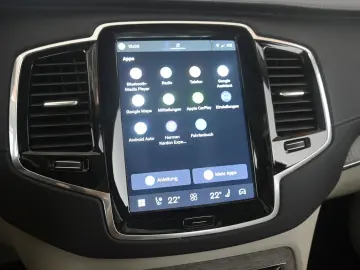 VOLVO XC90 T8 AWDUltimate Dark Recharge Plug-In Hybrid
