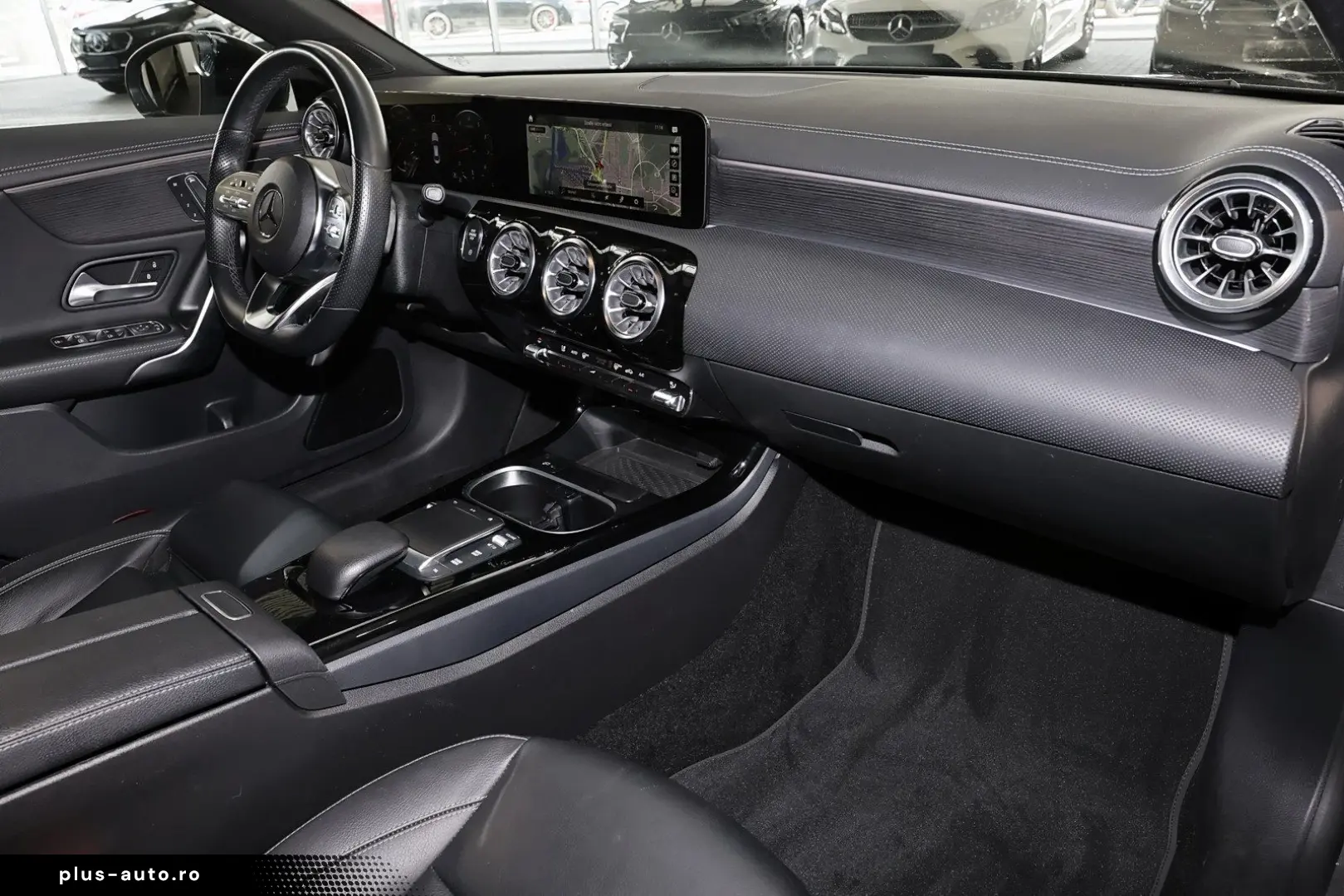 MERCEDES-BENZ CLA 200 4M Coupé AMG DISTRO PANO M-LED 19