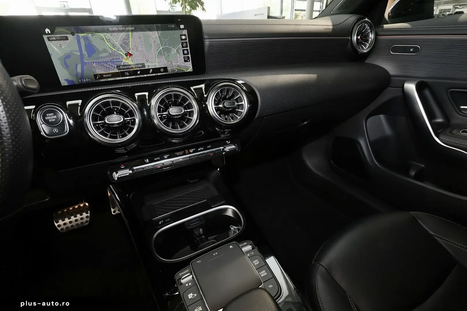 MERCEDES-BENZ CLA 200 4M Coupé AMG DISTRO PANO M-LED 19