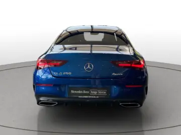 MERCEDES-BENZ CLA 250 4M AMG Line Premium Night Pano DISTR