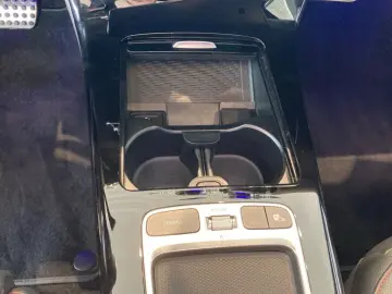 MERCEDES-BENZ CLA 250 4M AMG Line Premium Night Pano DISTR