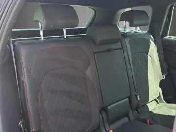 SKODA Kodiaq RS 4x4 2.0 TSI DSG AHK Navi Panodach