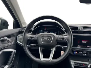AUDI Q3 Sportback S line 35 TDI S tronic STHZ NAVI AH