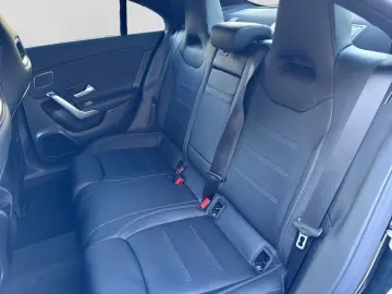 MERCEDES-BENZ CLA 220 4M Coupé AMG MBEAM BURM DISTR PANO KAM