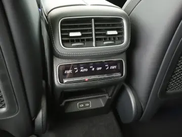 MERCEDES-BENZ GLE 53 AMG 4M   Multibeam AHK Pano Bur…