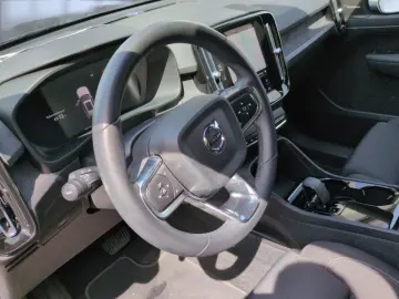 VOLVO XC 40 Ultimate Recharge Pure Electric