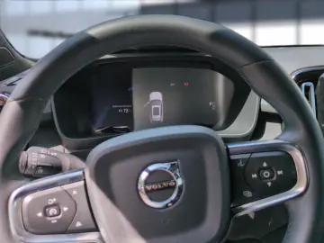 VOLVO XC 40 Ultimate Recharge Pure Electric