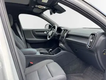 VOLVO XC40 Recharge Single Motor Ultimate